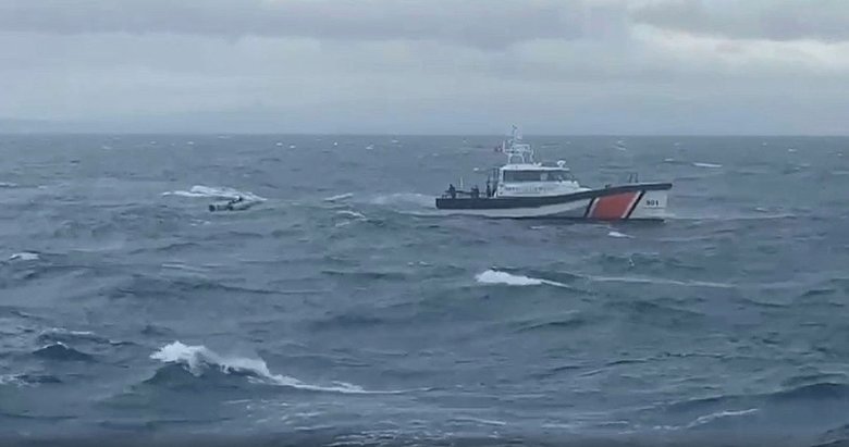 Didim’de lastik bot battı: Ölüler ve çok sayıda kayıp var