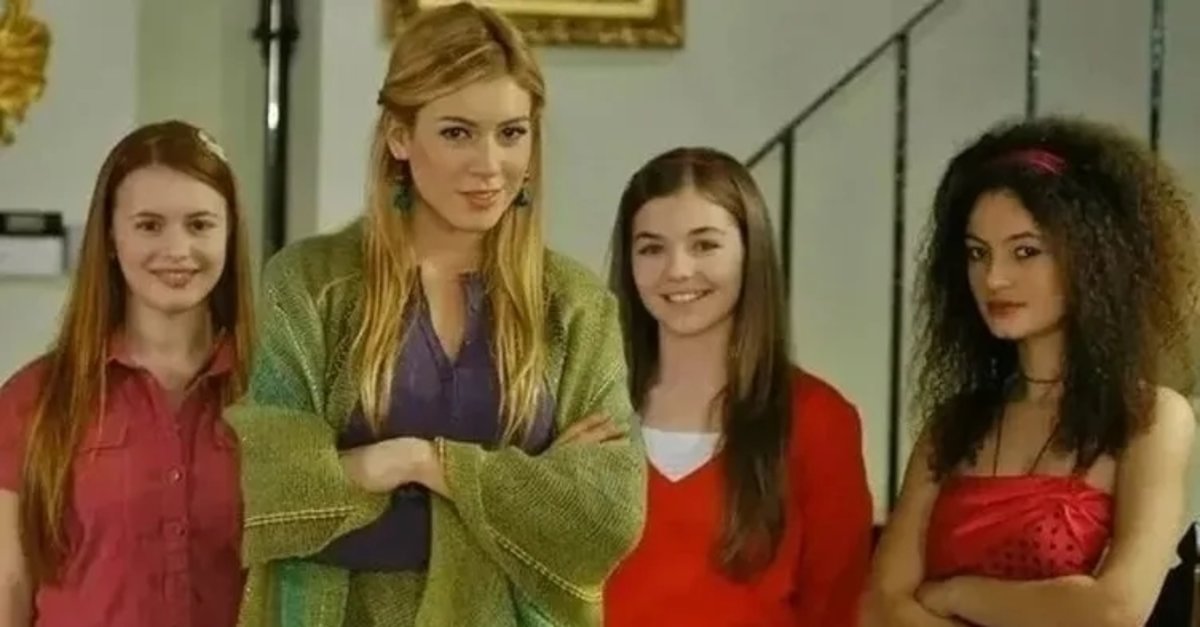 'Selena'nın asi kızı 'Kıvılcım'dı… Televizyonu bırakıp bambaşka bir sektöre adım attı: Oyuncu Hazal Şenel yeni işine bakın!