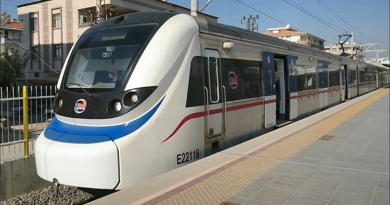 İZBAN’da grev başlıyor! İzmir’de metro çalışıyor mu? Grev kaç gün? Otobüs ve vapur ek seferleri konuldu
