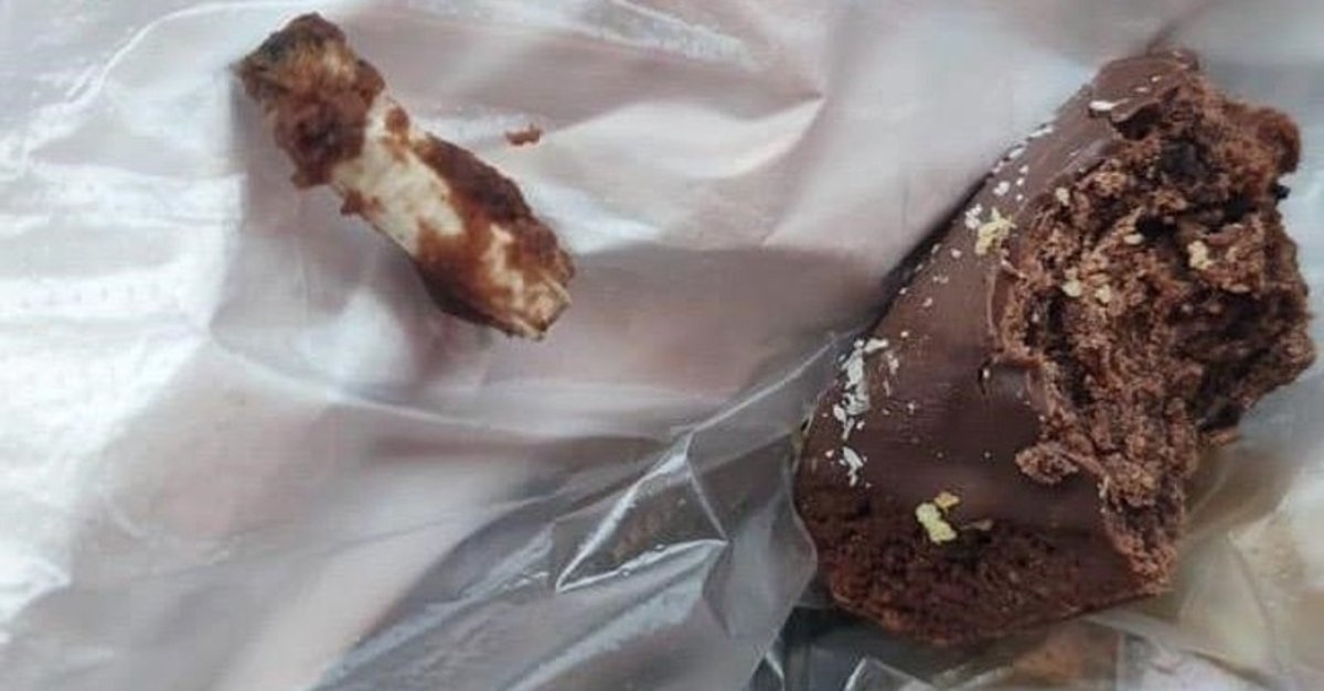 Balıkesir'de mide bulandıran görüntü: Kurabiyenin içinden öyle bir şey çıktı ki…