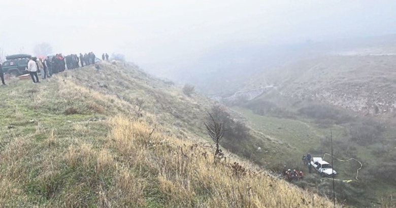 Uçuruma düşen aracın sürücüsü öldü