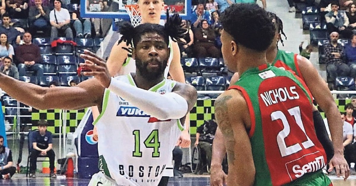Ege Takımları Zorlu Mücadele İçinde: Kümede Kalma Savaşı