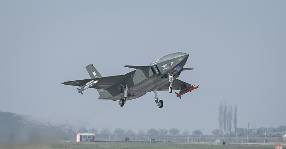 Kızılelma hedefi tam isabet vurdu