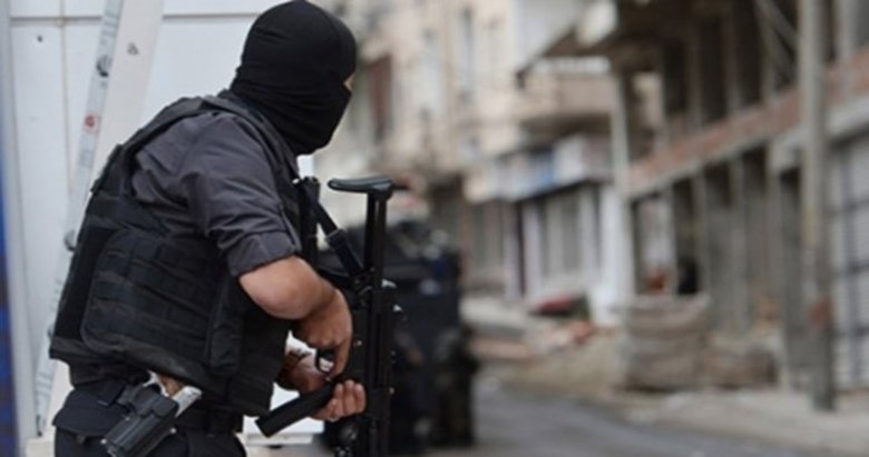 İzmir’de PKK/KCK’ya yönelik operasyonda 7 şüpheli gözaltına alındı