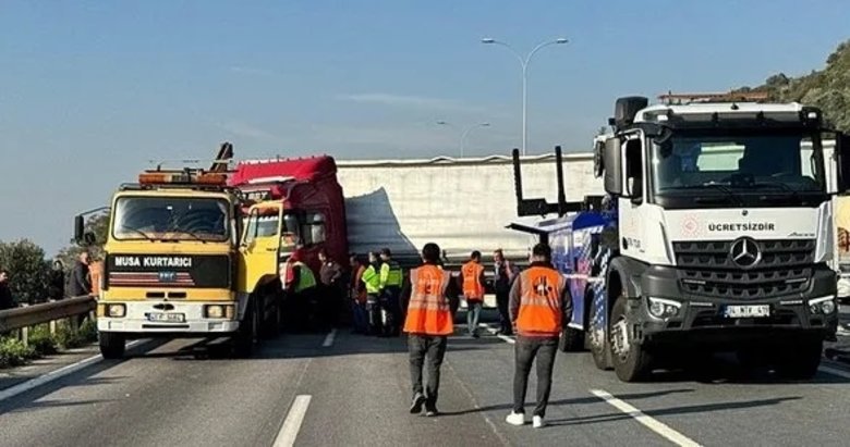 SON DAKİKA | Anadolu Otoyolu’nda tır devrildi! Ankara yönü trafiğe kapandı