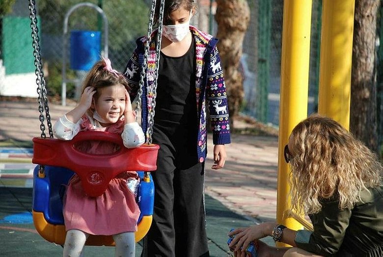 Ayda’nın babası: Güvenerek almıştık, kimse evin çürük olduğuna inanmazdı