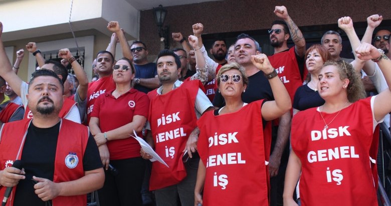 CHP’li Bornova Belediyesi’nde işçilerden iş bırakma eylemi