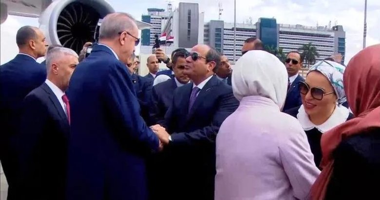 Başkan Erdoğan Kahire’de! 12 yıl sonra bir ilk