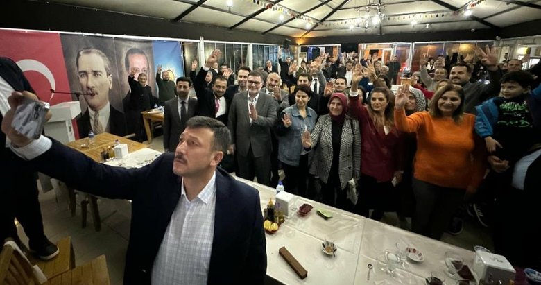 İzmir’in hizmet hasretini AK Parti dindirecek