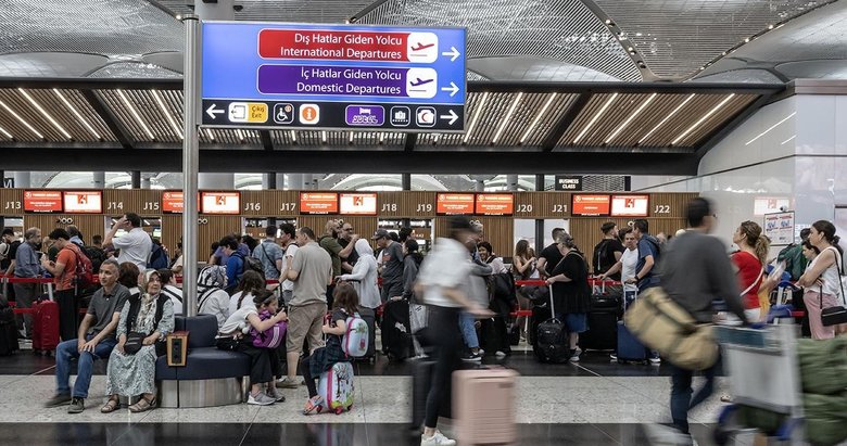 İstanbul’daki havalimanlarının 7 aydaki yolcu sayısı 70 milyona yaklaştı