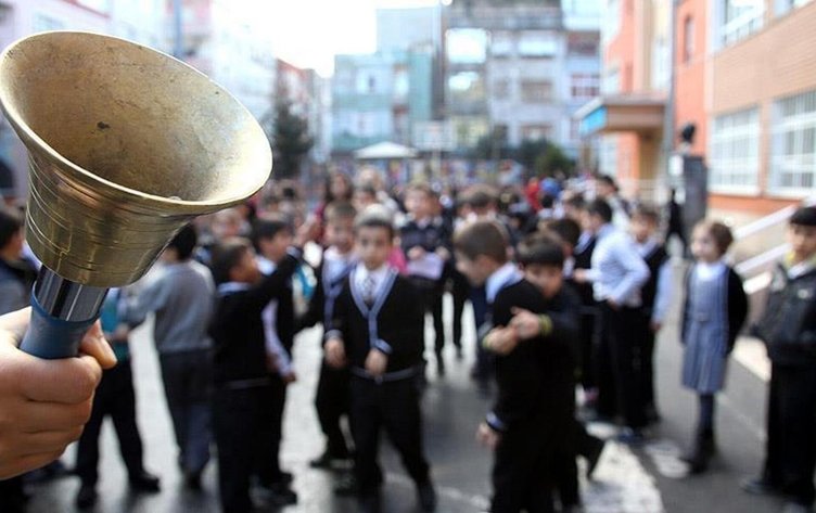 Okullar ne zaman açılacak, yaz tatili ne zaman bitiyor? MEB 2022 2023 eğitim öğretim yılı takvimini yayınladı!