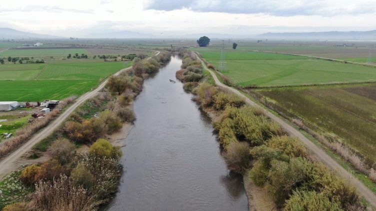 Aralık yağmurları Büyük Menderes Nehri’ne yaradı