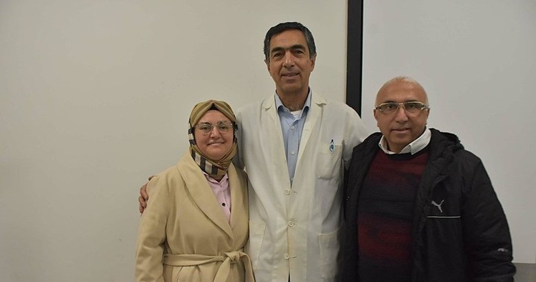 İzmir’de hayatları kornea nakliyle aydınlandı