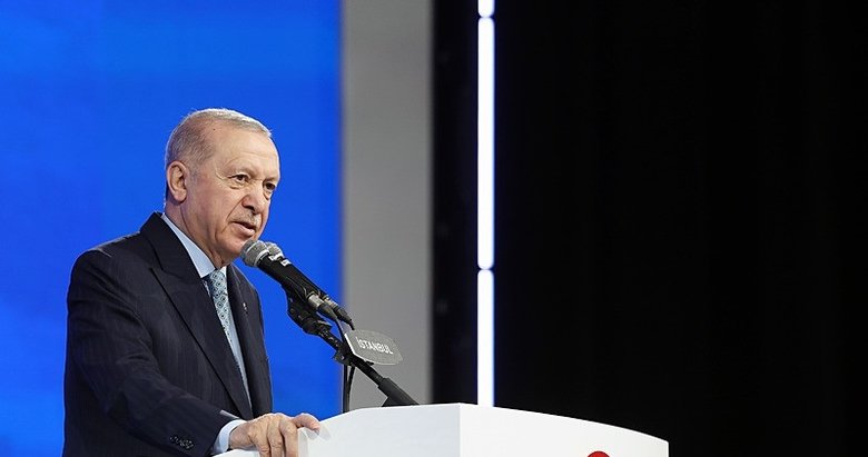 ‘Ana muhalefetin gündemi para kuleleri’