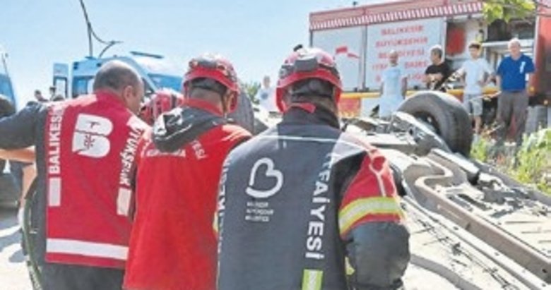Edremit’te kontrolden çıkan otomobil savruldu: 1 ölü