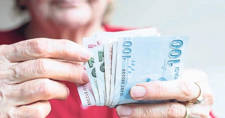 En düşük emekli aylığını artıran kanun teklifi Meclis’ten geçti! Zamlı maaşlar bugün hesaplarda