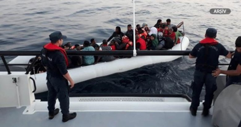 İzmir’de 84 düzensiz göçmen yakalandı