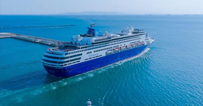 Marmaris’e Marella Discovery kruvaziyeriyle 1790 turist geldi