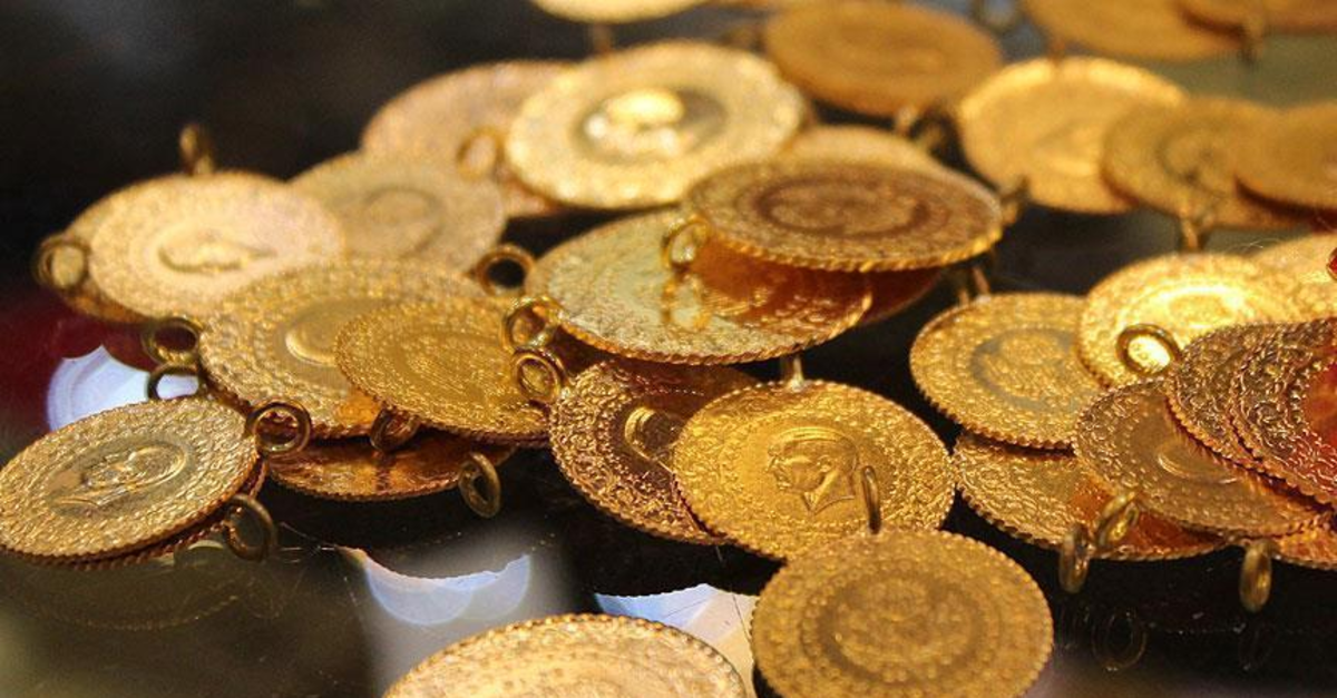 GRAM, ÇEYREK, TAM ALTIN FİYATLARI | Yatırımcılar dikkat! Altında son durum ne? Gram, çeyrek ve tam altın güne nasıl başladı? İşte 10 Nisan Cuma güncel altın tablosu