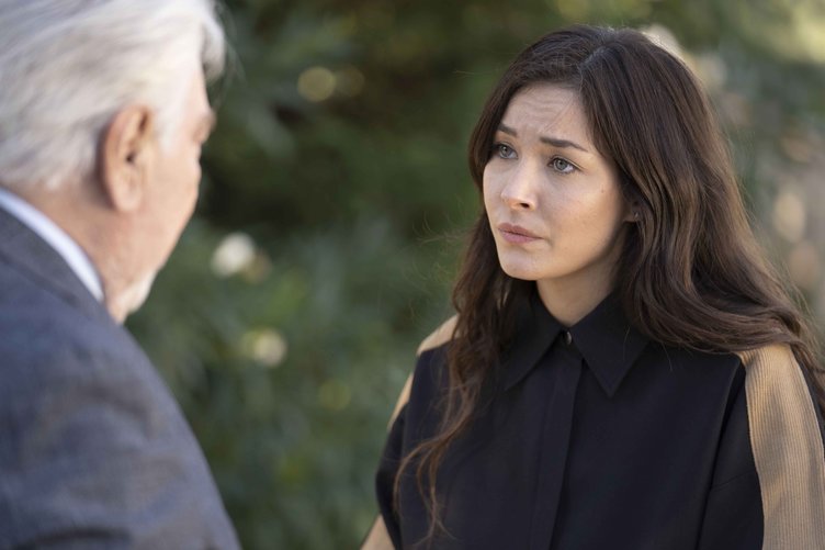 Holding’in başlıyor! Yayın tarihi belli oldu