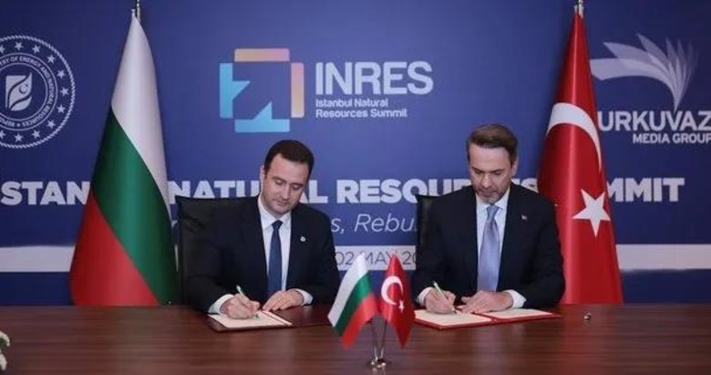 Turkuvaz Medya ev sahipliğindeki zirvede Türkiye ve Bulgaristan arasında imzalar atıldı