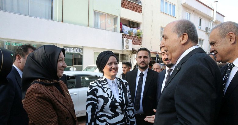 AK Parti’nin Muğla Büyükşehir Belediye Başkan adayı Ayaydın ilçe ziyaretlerine devam ediyor