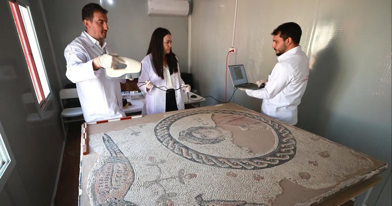 Depremde hasar gören kültür varlıkları onarılıyor