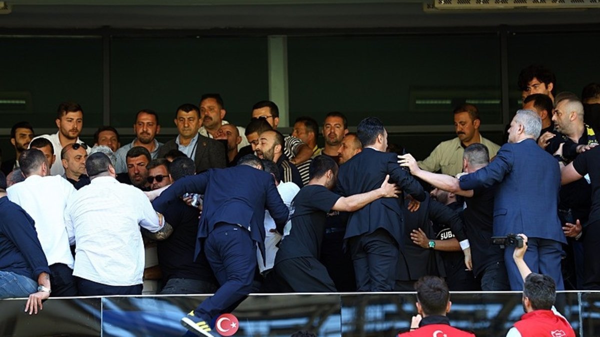 Yıldırım ve Safi gerilimi
