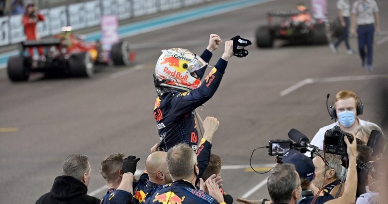 F1’de zafer Verstappen’in