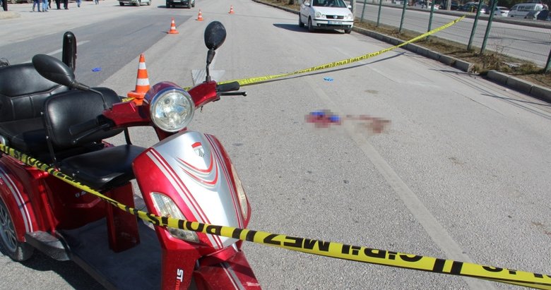 Afyonkarahisar’da yolcu otobüsünün çarptığı elektrikli bisiklet sürücüsü öldü