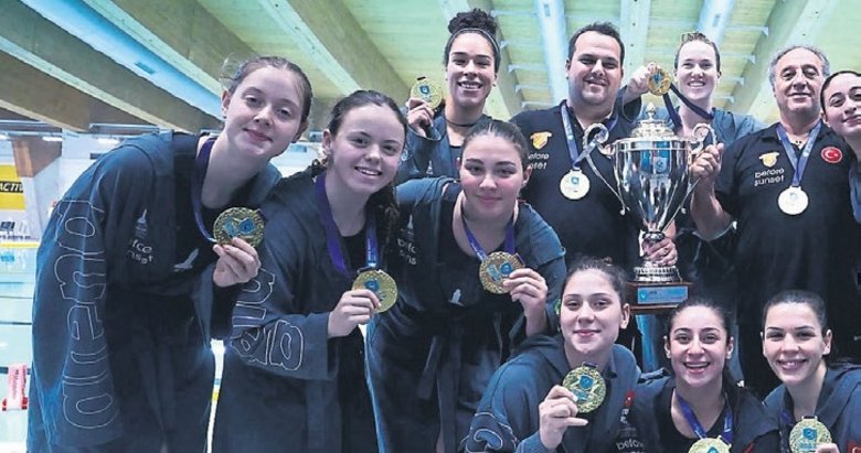 Göztepe su topunda Avrupa şampiyonu