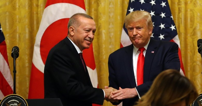 Başkan Erdoğan’ın Trump’a verdiği kitapta Türkiye’nin terörle mücadelesi anlatıldı
