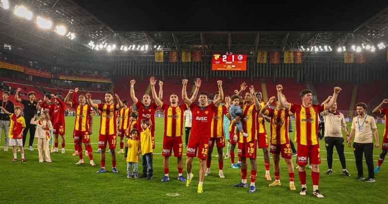Göz-Göz’den çifte atak