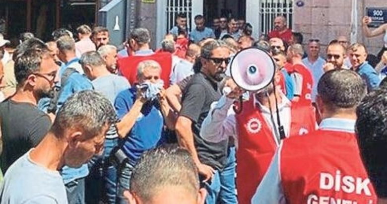 İzmir Büyükşehir’de ikramiye protestosu