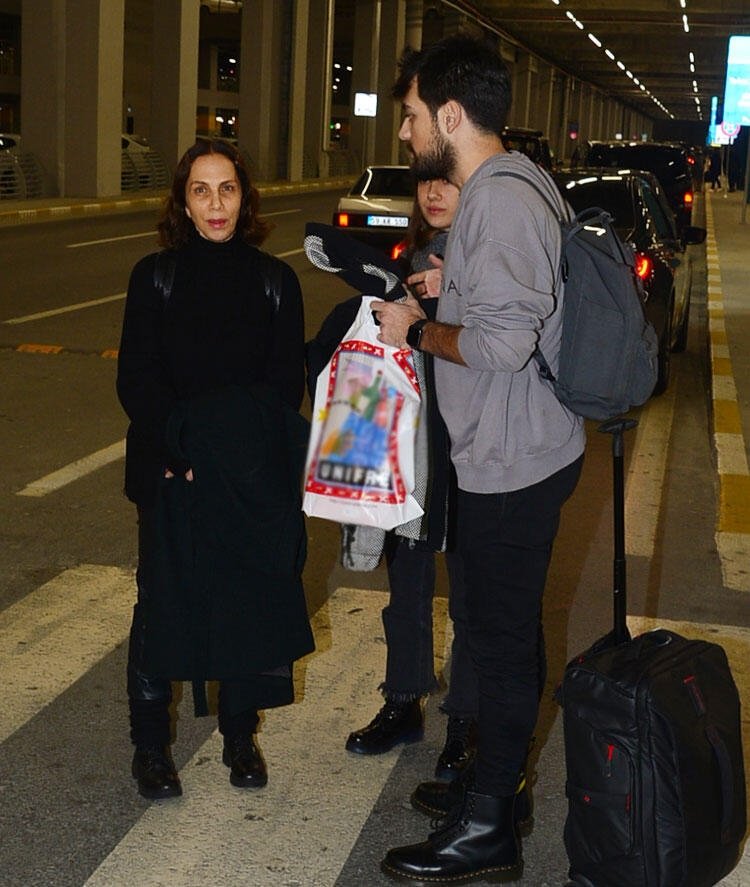 Sefirin Kızı�nın Nare�si Neslihan Atagül ortaya çıkan fotoğrafıyla olay