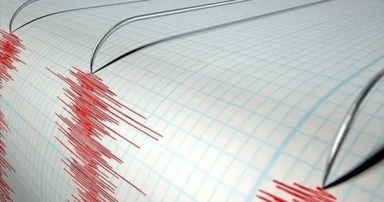Balıkesir’de büyük deprem! İzmir’de de hissedildi