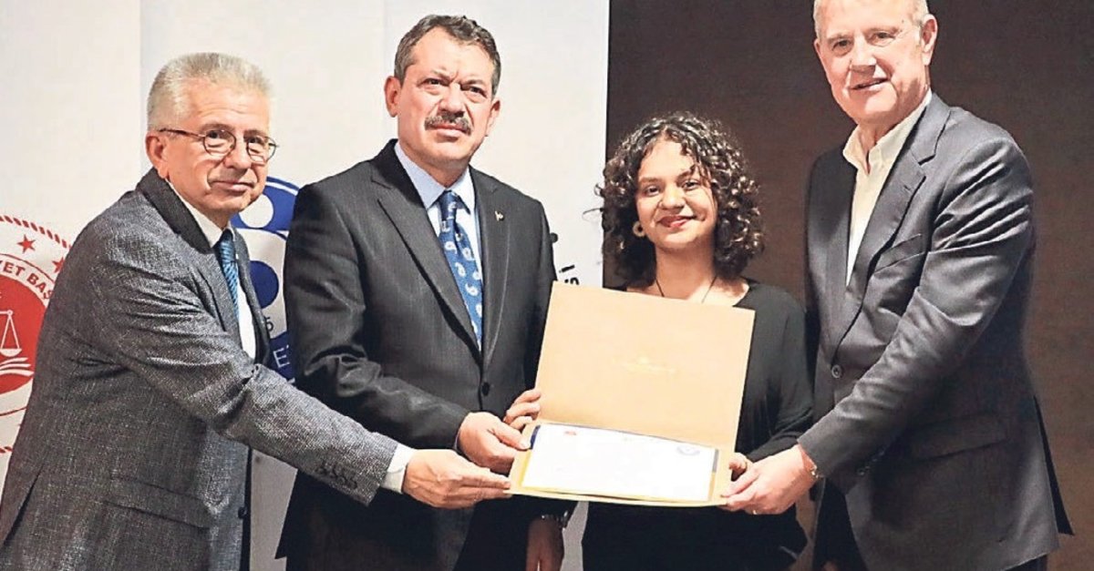 Genç hukukçuların klinik gururu