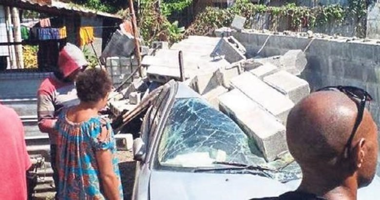 Papua Yeni Gine’de 7.6 büyüklüğünde deprem