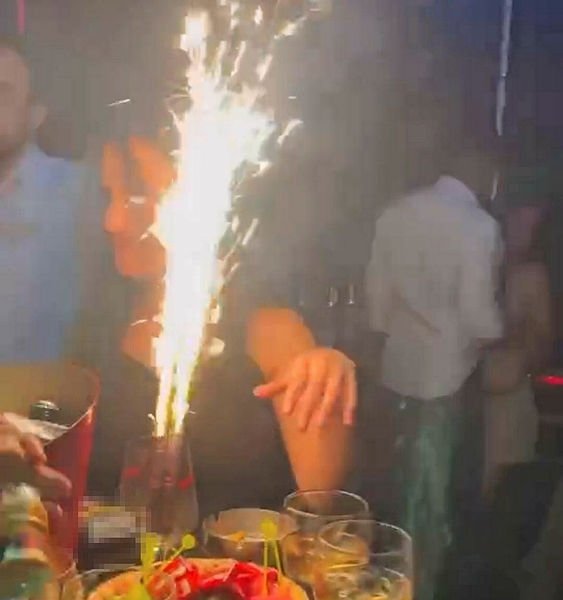 Altın dişli sahte savcı eğlencede yakalandı