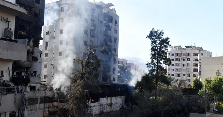 Katil İsrail Lübnan’ın güneyi ve doğusuna hava saldırısı düzenledi: 13 ölü