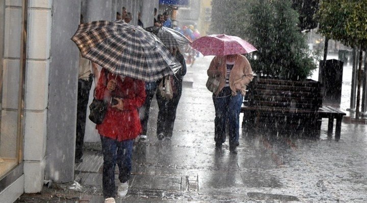 İzmir’de bugün hava nasıl? Meteoroloji’den sağanak uyarısı! 6 Eylül Cuma hava durumu