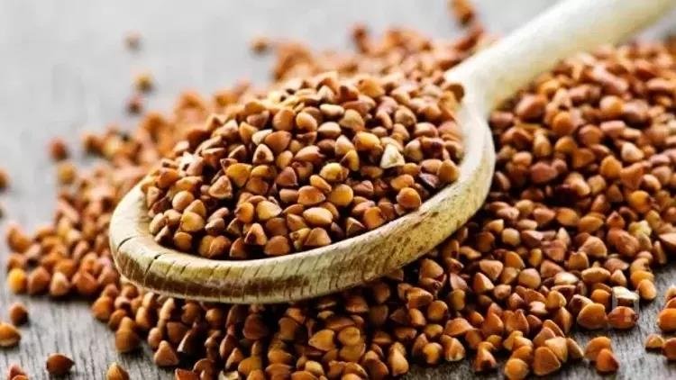 Karabuğday çayı ile bel yağlarına veda: Düşük kalorili doğal çözüm!