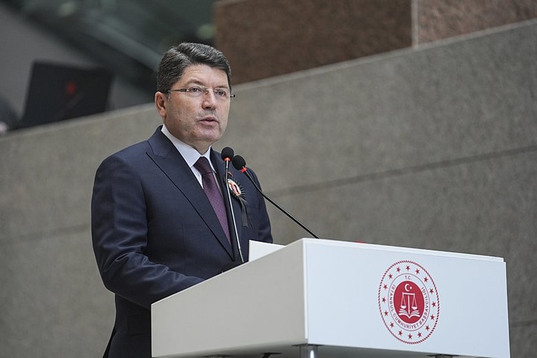 Bakan Tunç duyurdu! ’CHP’ye kayyum atanacak’ iddialarına soruşturma