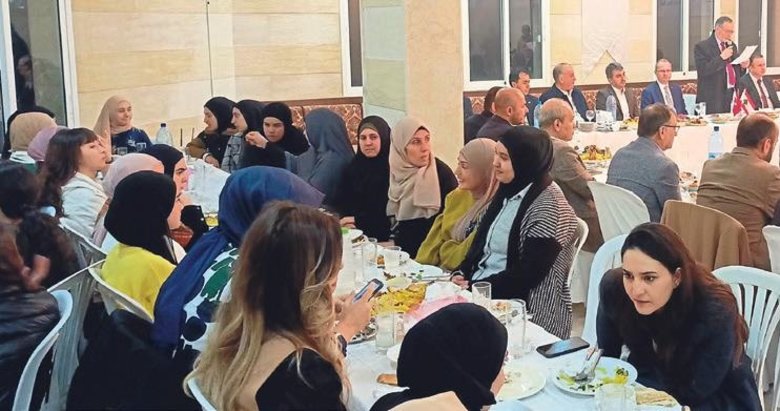 Lübnanlı Türkmenler TİKA’nın iftarında buluştu