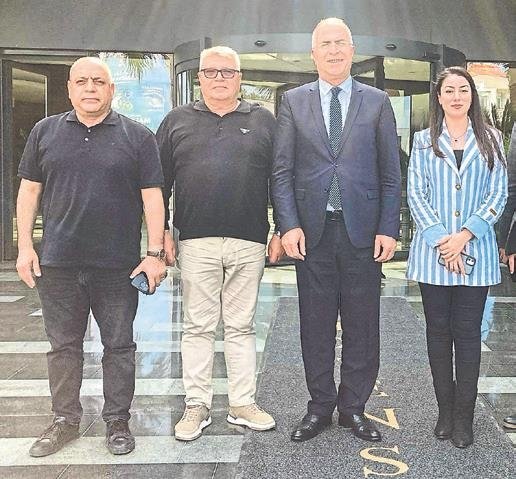 Tarım arazisine kaçak villa!