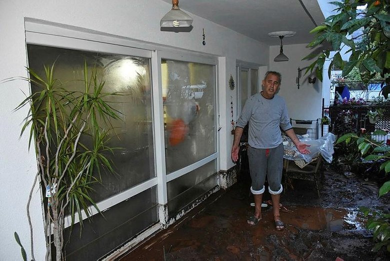 Marmaris’te selin zararı gün ağarınca ortaya çıktı