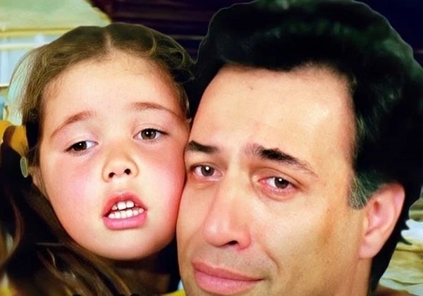 Kemal Sunal’ın rol arkadaşı, Garip filminin Fatoş’uydu...Çocuk yıldız şimdi 45 yaşında! Ece Alton bakın ne yapıyor?