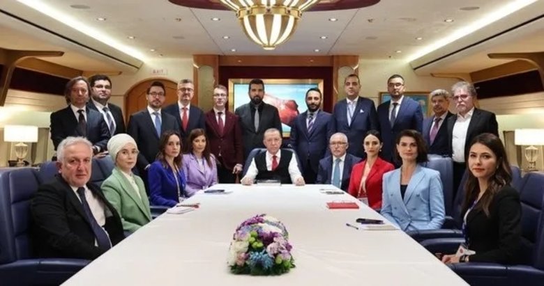 Başkan Recep Tayyip Erdoğan’dan BAE dönüşü uçakta önemli açıklamalar