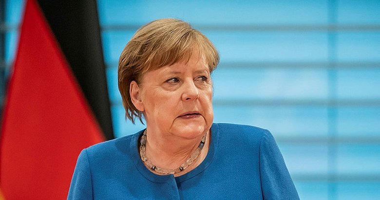 Son dakika: Almanya Başbakanı Merkel kendisini karantinaya aldı
