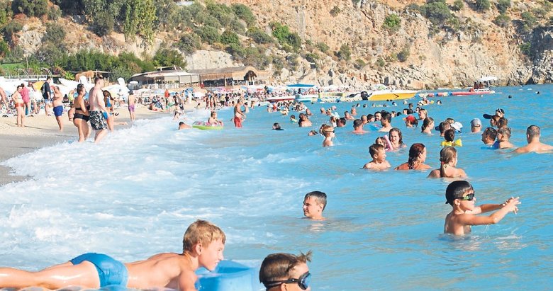 Sahillere bayram akını